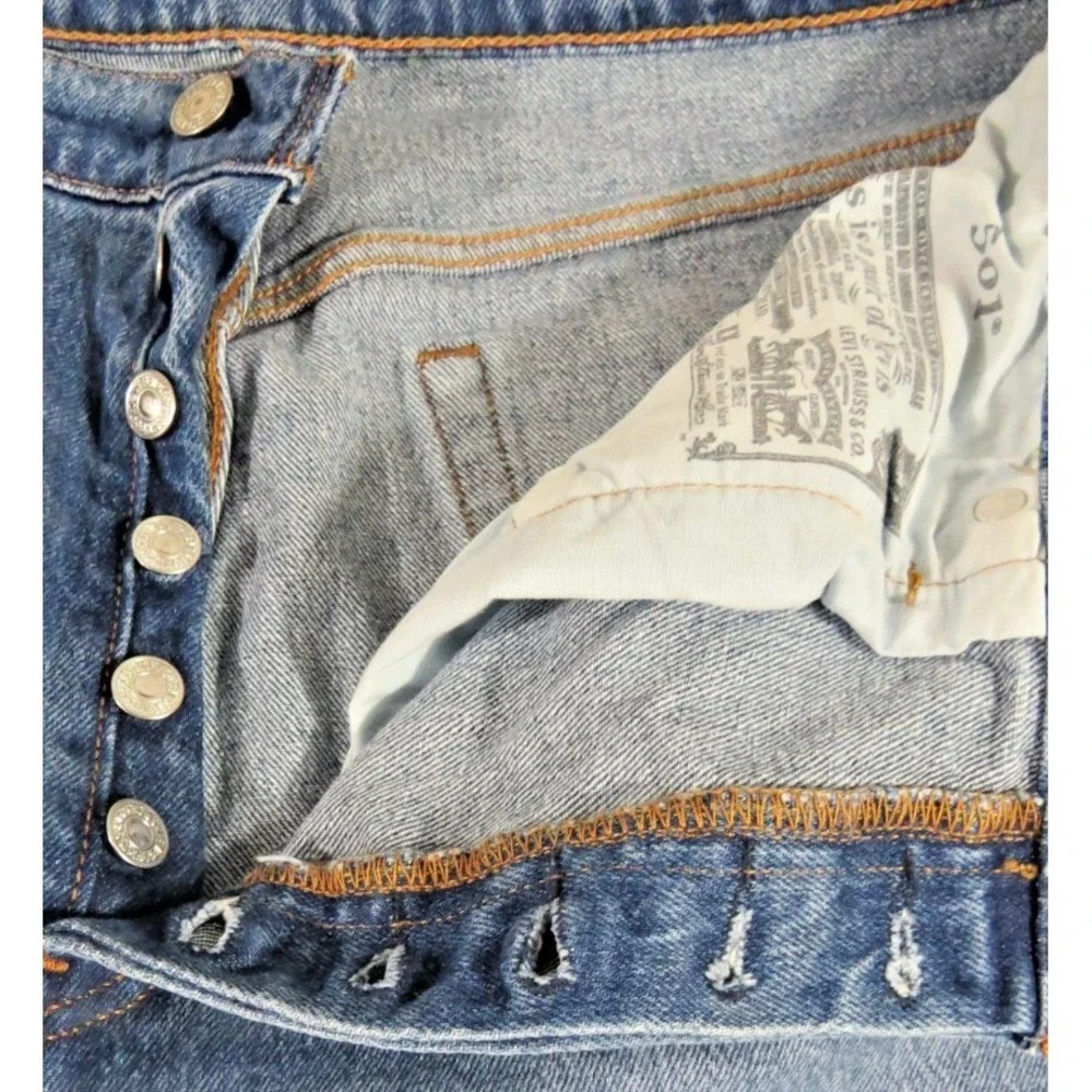 Levis 501 Original Fit Jeans Men 32x30 Button Fly Blue Denim Classic Straight